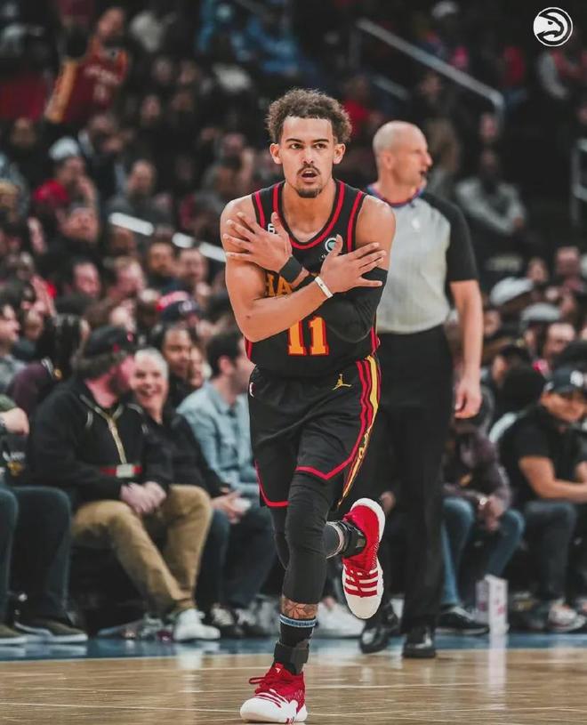 复出的希望：霍福德重返赛场（希望重燃：霍福德回归赛场）