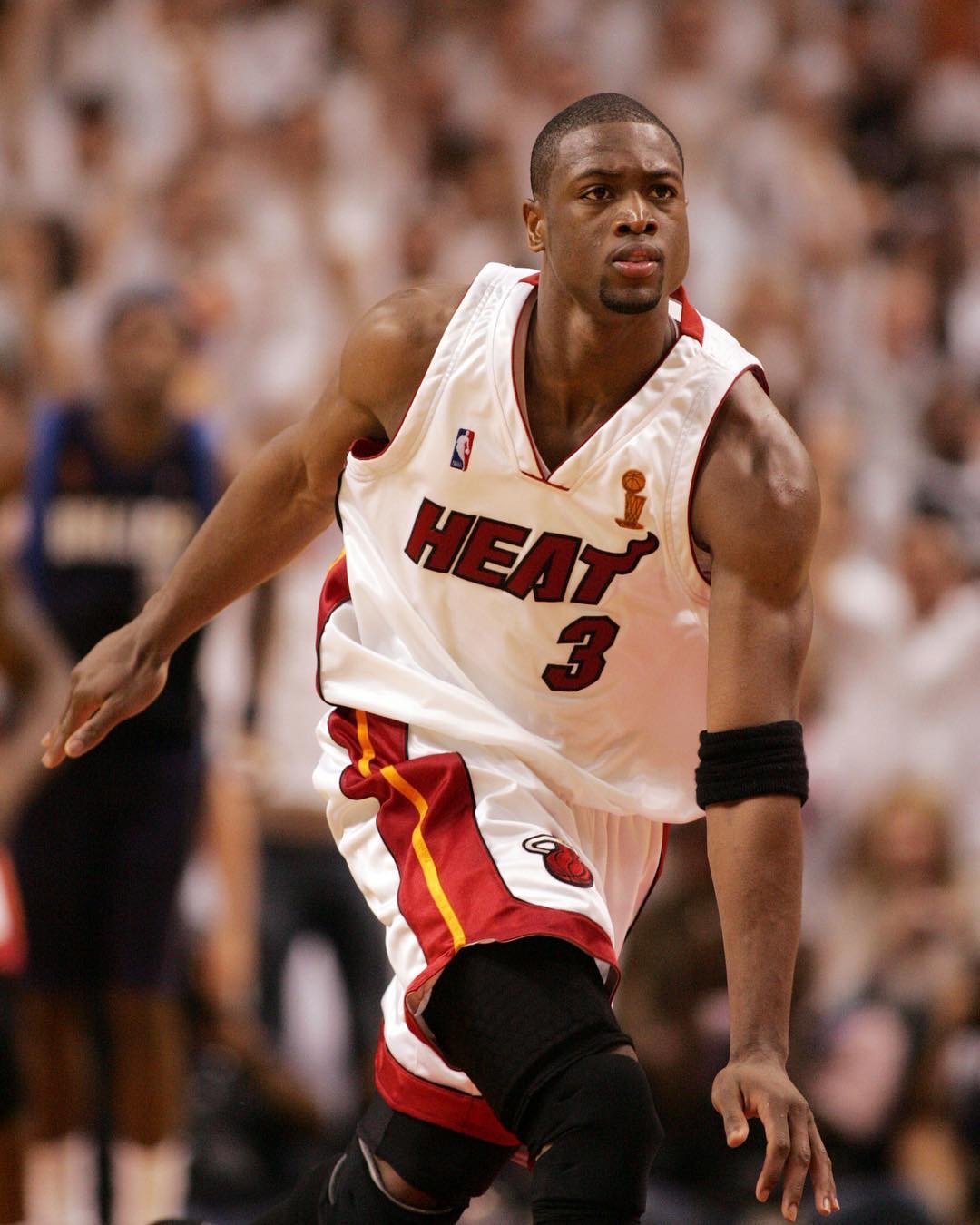 喜讯！南美冠军队主力国脚中卫为转会加盟国安，直接倒贴钱离队（国安获重磅补强：南美冠军队主力国脚中卫为加盟自掏腰包解约）