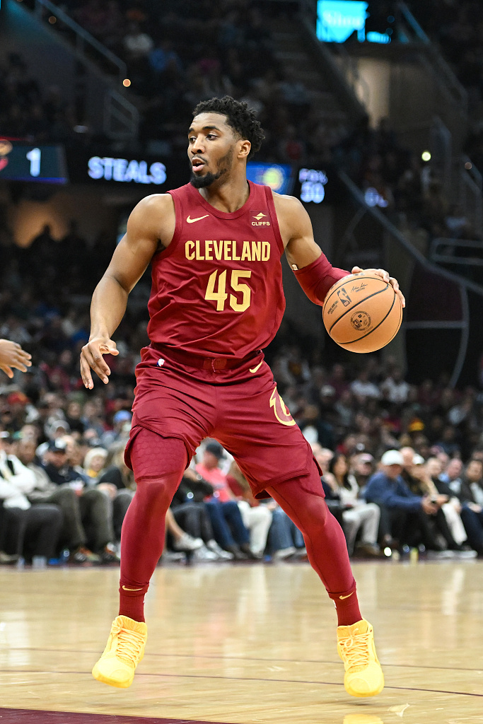 每体列足坛十大奇葩条款：博格坎普拒坐飞机；内马尔微笑条款（西媒盘点足坛十大离奇合同条款：博格坎普拒乘航班，内马尔“微笑条款”在列）