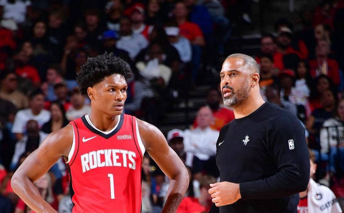 塔图姆：我不是会缺席比赛的人，只要队医允许我甚至能打野球（塔图姆：只要队医放行，我就不缺阵，野球也照打）