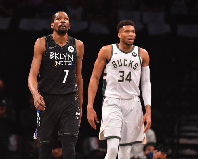 浙江男篮主场多名球迷喊黑哨，CBA官方严厉警告并责令整改（浙江男篮主场球迷高喊“黑哨”，CBA官方予以严正警告并责令整改）