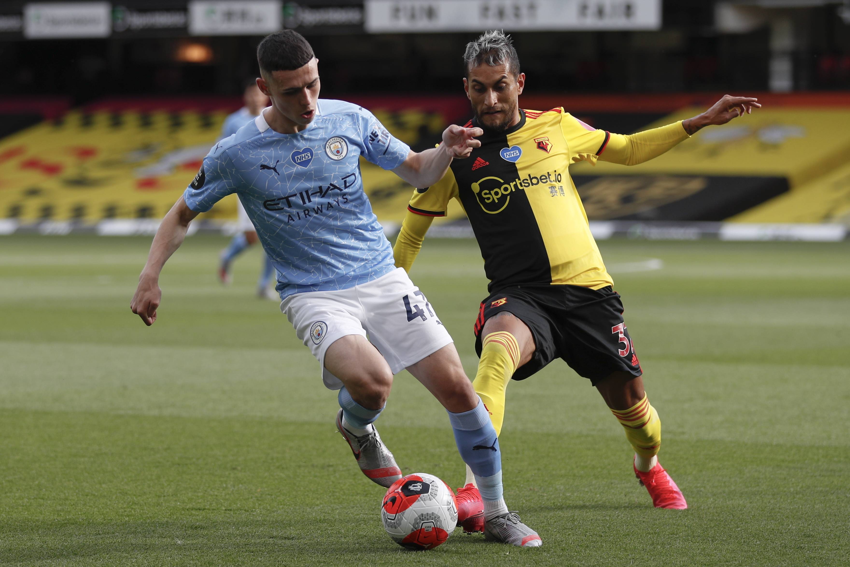 篮球火箭球员社媒晒出训练照（火箭队球员在社交平台晒训练照）