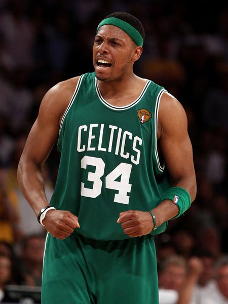 杜兰特关键补篮逆转比赛（杜兰特关键补篮助队完成逆转）