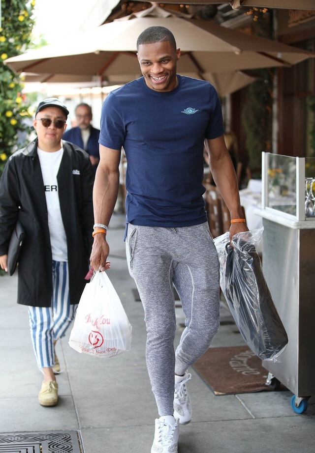 CBA球员伤病汇总：多名球员缺阵,（CBA伤病情况汇总：多人无法出战）