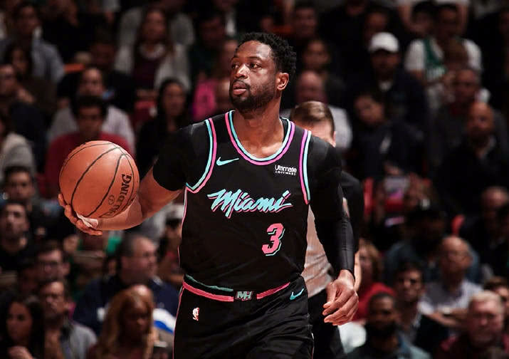 对手直接被晃在原地（一晃让对手当场定格）